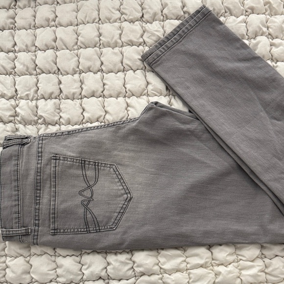 New York & Company Denim - New York & Company Gray Skinny Jeans